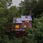 Treetop Hideaways: A Luxury Treehouse Experience