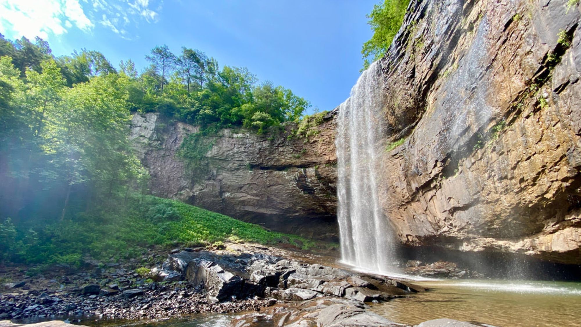 Waterfall cascading over rock cliff near Chattanooga, Tennessee