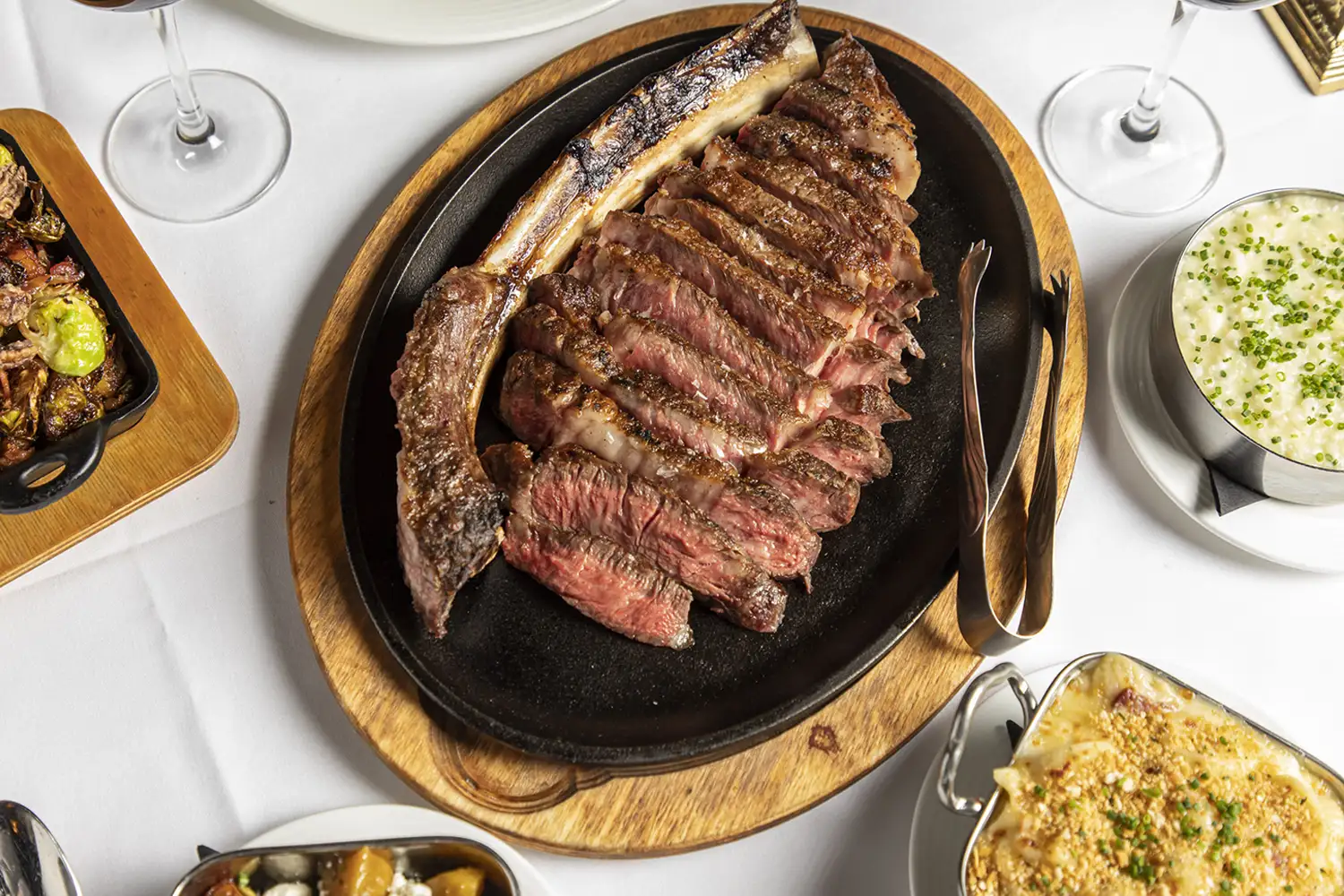 649da112cd1756a3d709ddd7 649c9113eaca8afd1c00b871 640b75d0ce1a57e9ec02ae68 64091e7b80c7daacf79ecf54 bridgemans chophouse restaurant chattanooga 1500x1000 1